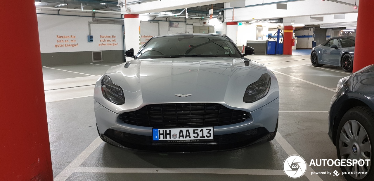 Aston Martin DB11 V8