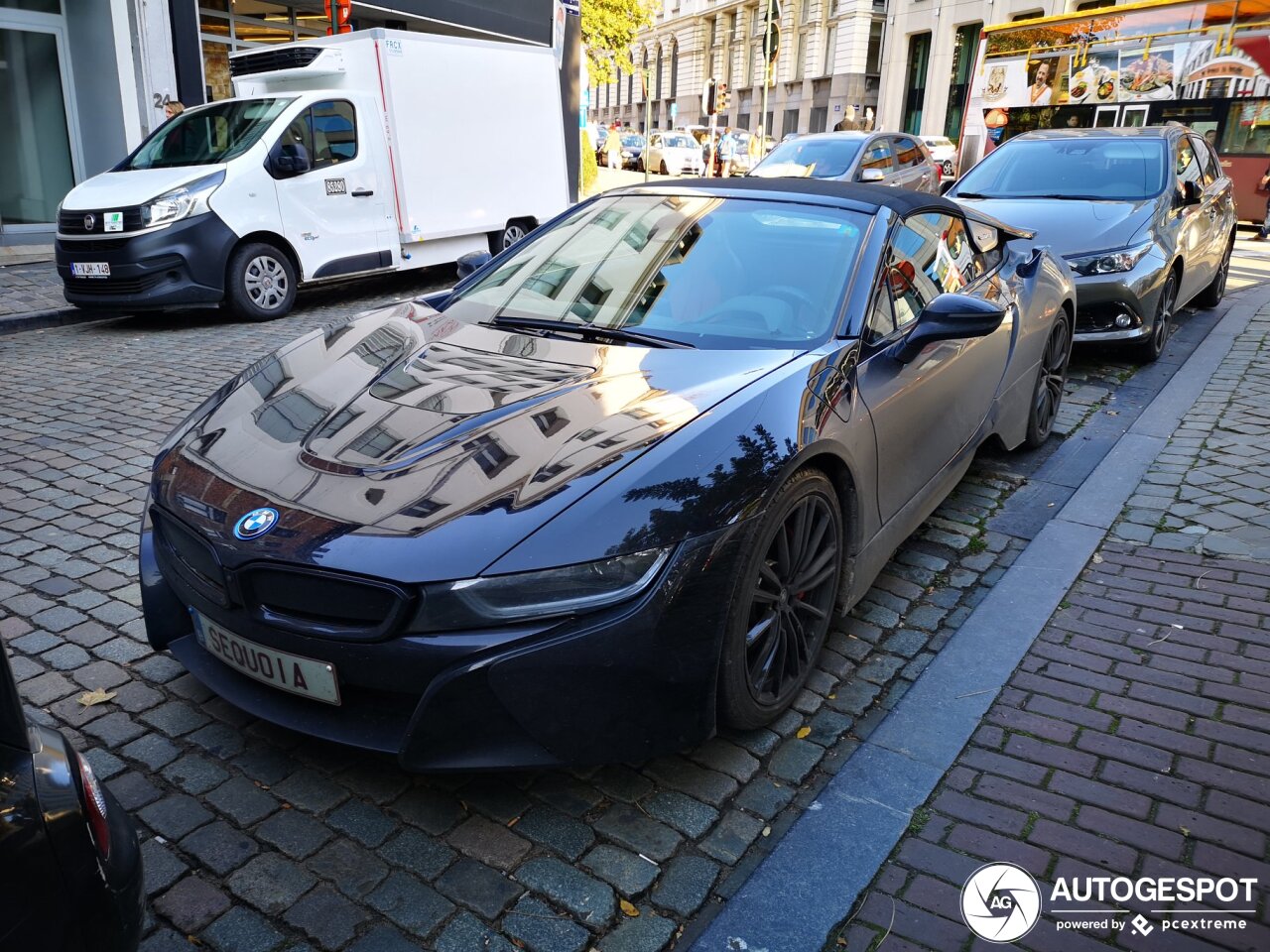 BMW i8 Roadster