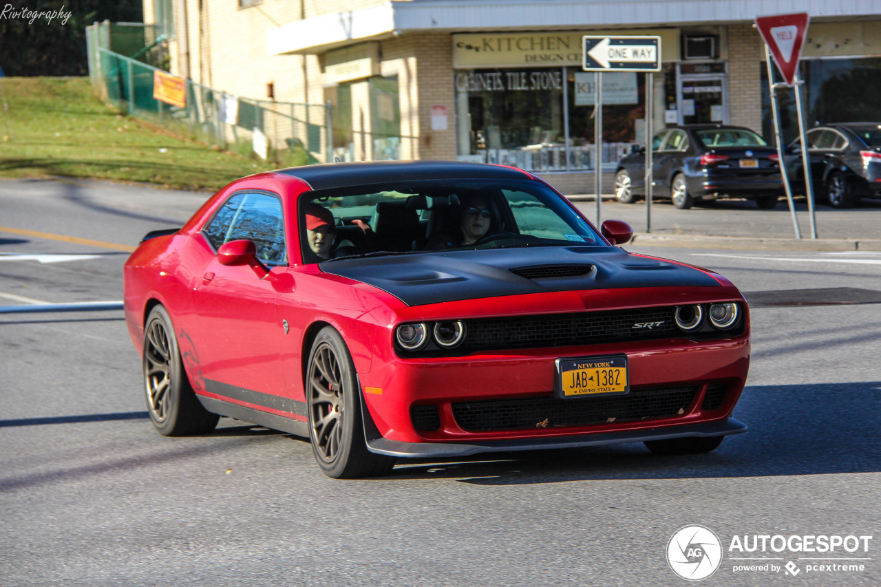 Dodge Challenger SRT Hellcat