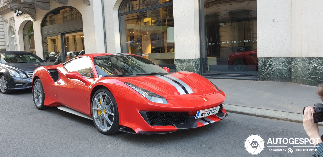 Ferrari 488 Pista