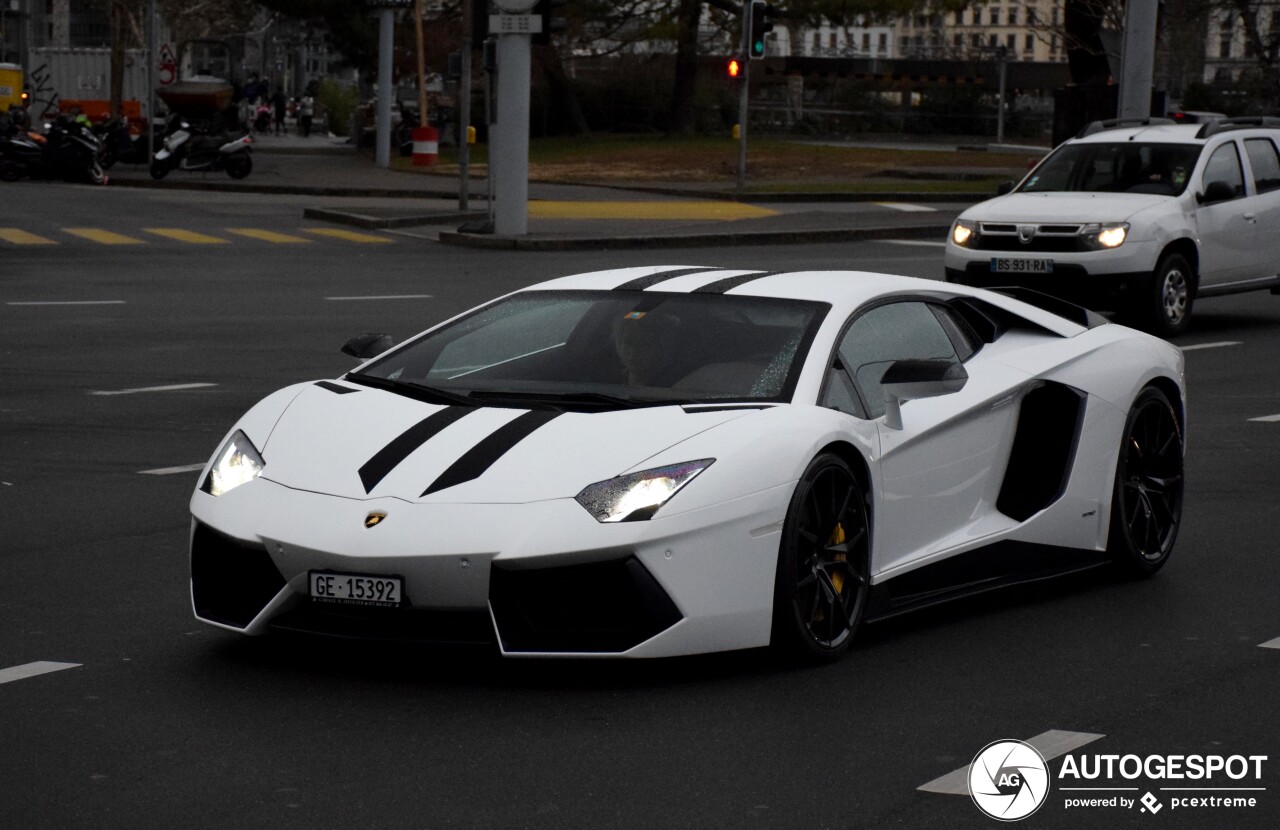 Lamborghini Aventador LP700-4