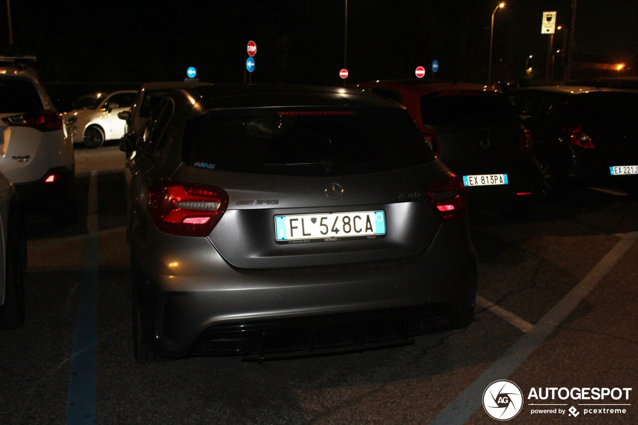 Mercedes-AMG A 45 W176 2015