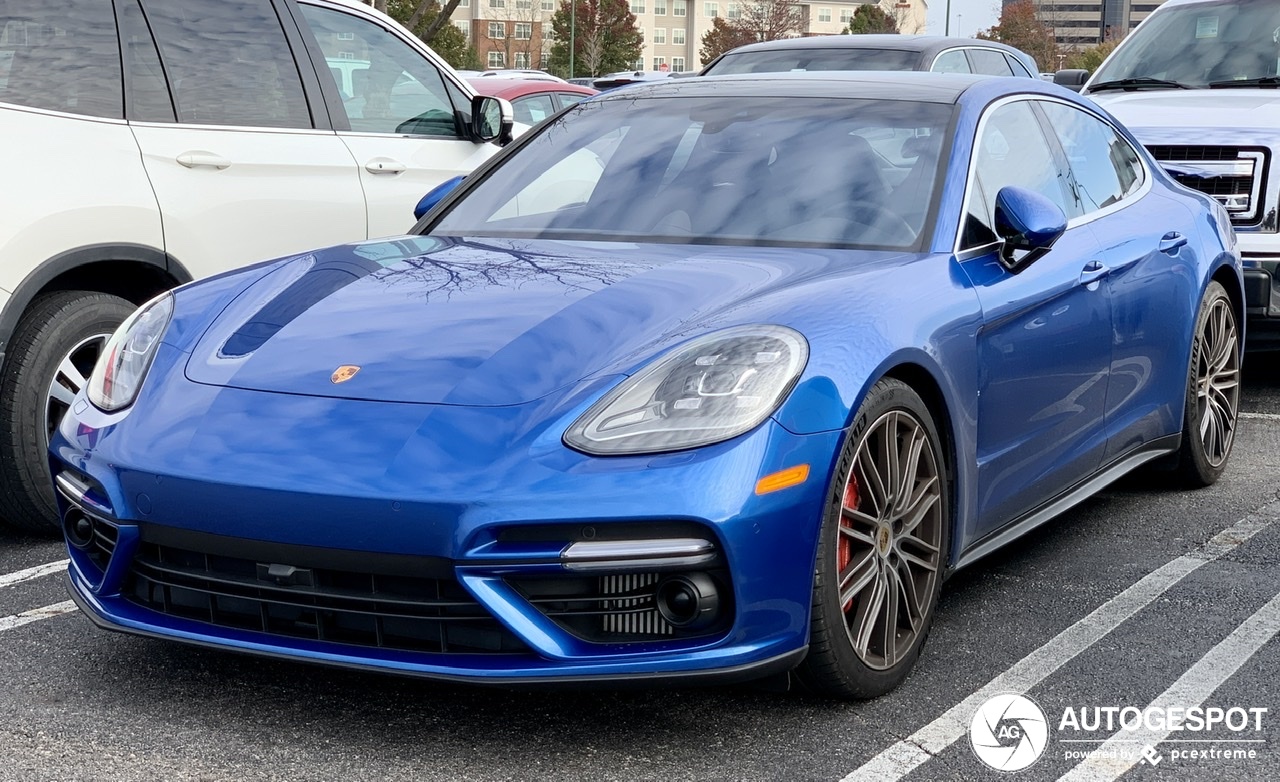 Porsche 971 Panamera Turbo