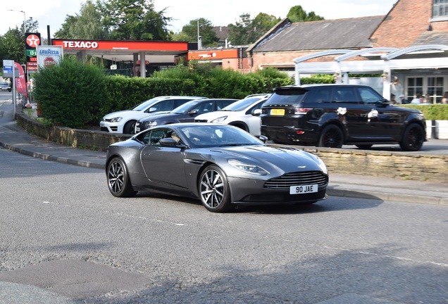 Aston Martin DB11