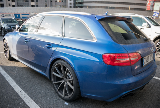 Audi RS4 Avant B8