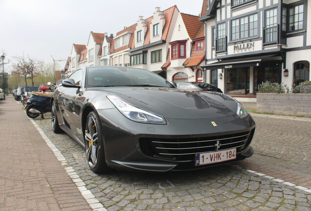 Ferrari GTC4Lusso