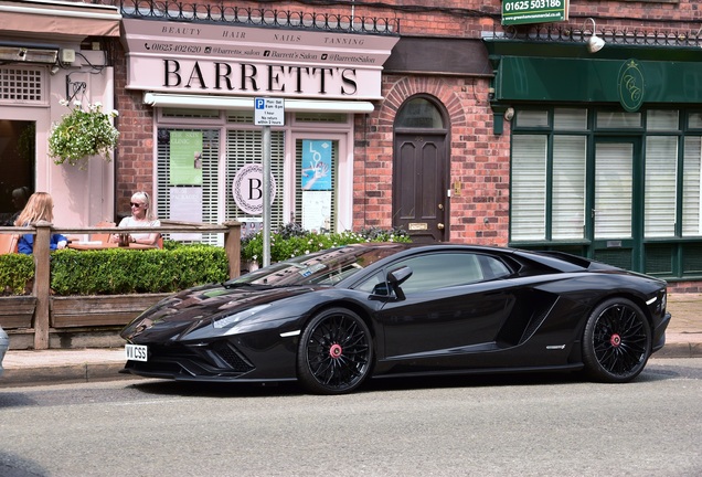 Lamborghini Aventador S LP740-4