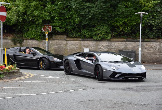 Lamborghini Aventador S LP740-4