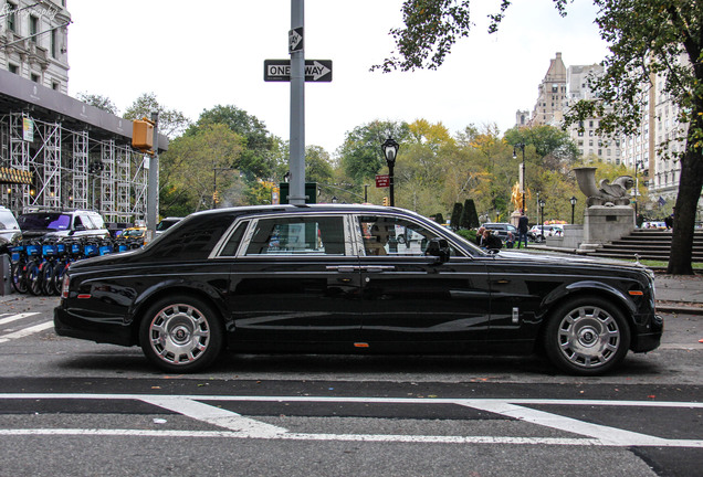 Rolls-Royce Phantom EWB Series II