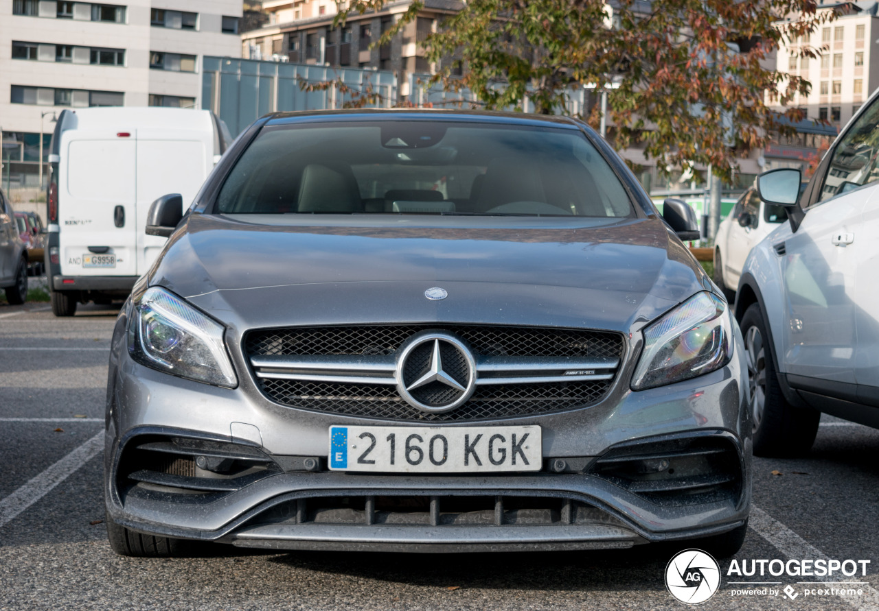 Mercedes-AMG A 45 W176 2015