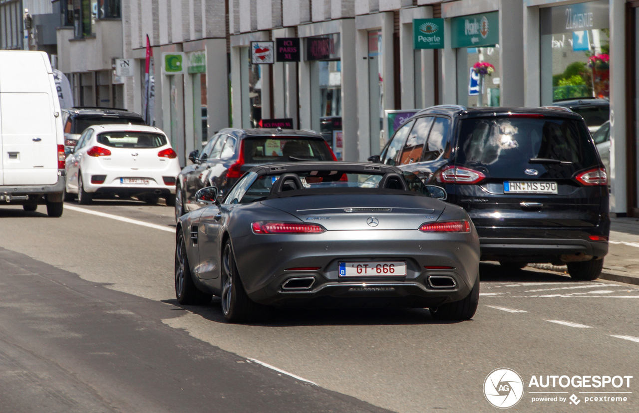 Mercedes-AMG GT Roadster R190