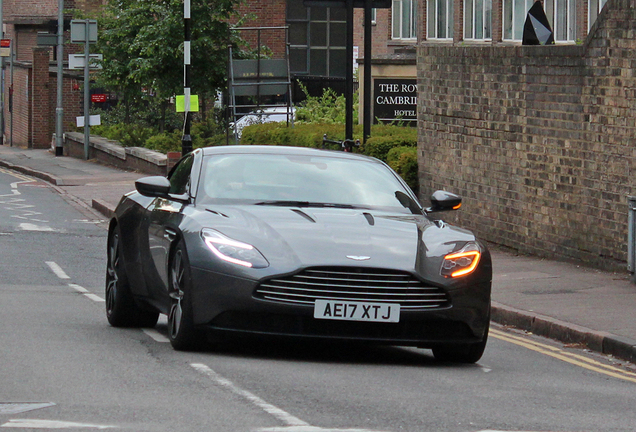 Aston Martin DB11