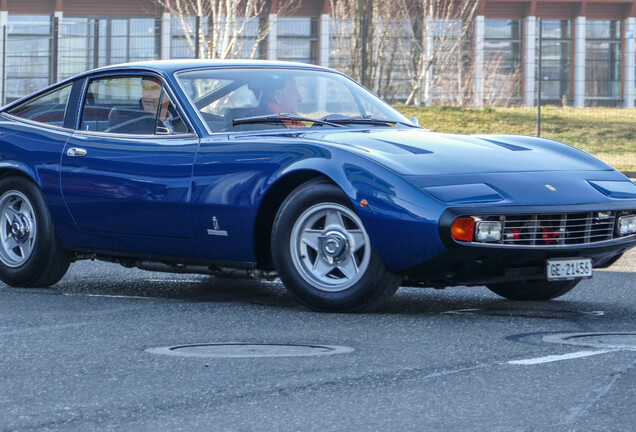 Ferrari 365 GTC/4