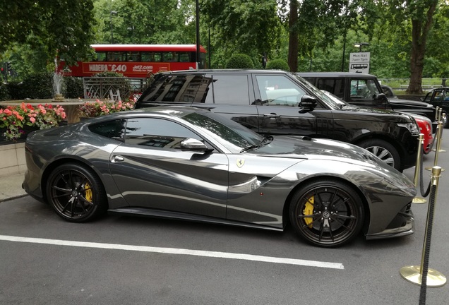 Ferrari F12berlinetta Novitec Rosso