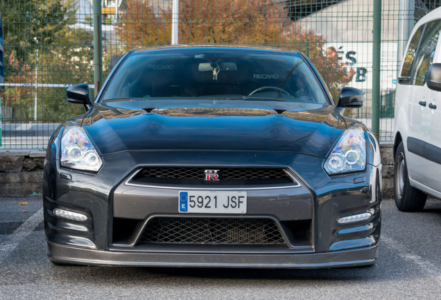 Nissan GT-R 2011