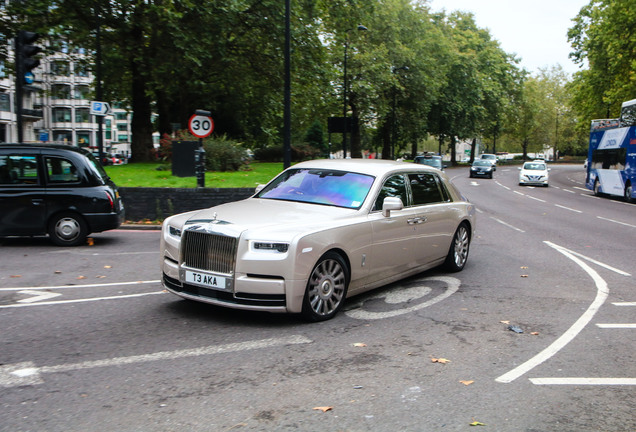 Rolls-Royce Phantom VIII EWB