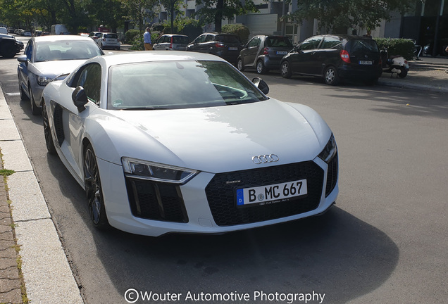 Audi R8 V10 Plus 2015