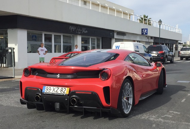 Ferrari 488 Pista