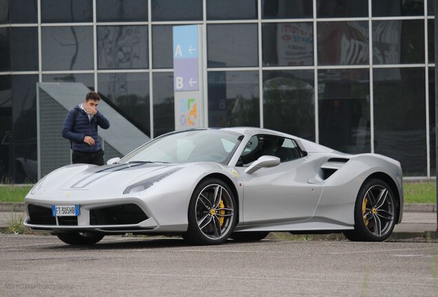 Ferrari 488 Spider