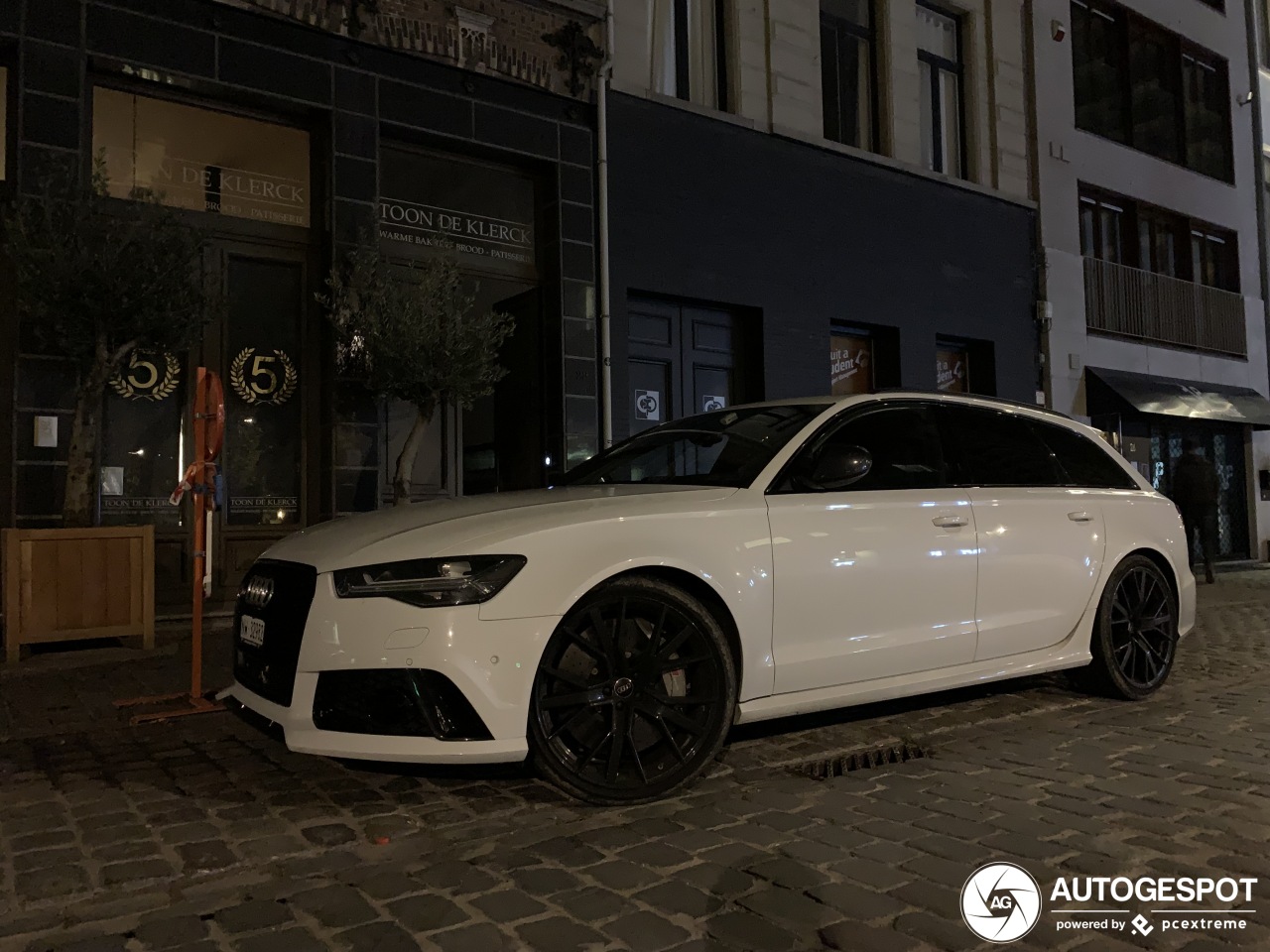 Audi RS6 Avant C7 2015