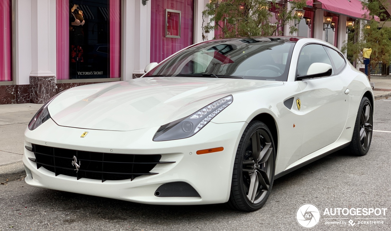 Ferrari FF