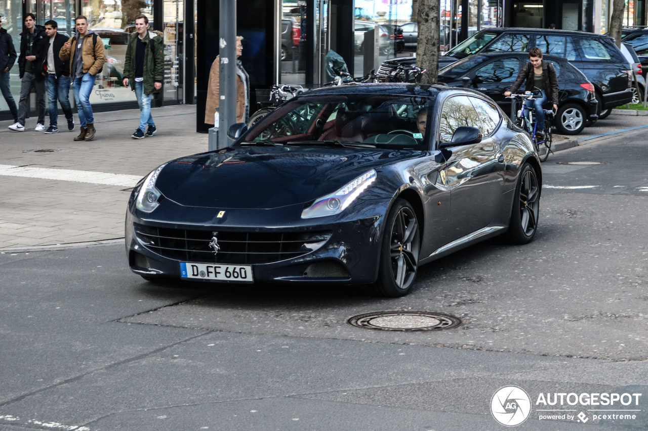 Ferrari FF