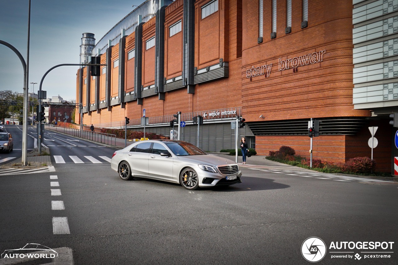 Mercedes-AMG S 63 V222