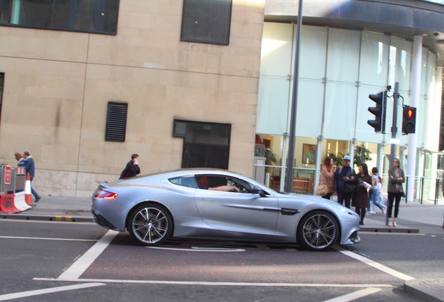 Aston Martin Vanquish 2013