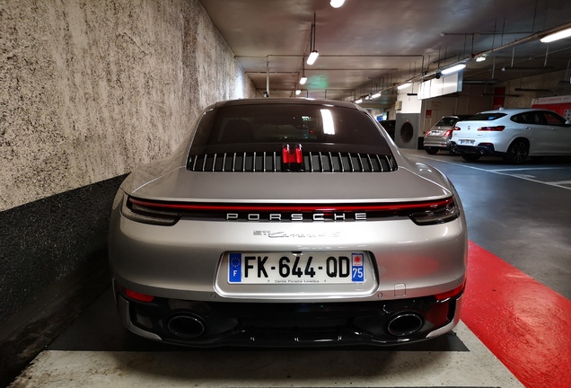 Porsche 992 Carrera 4S