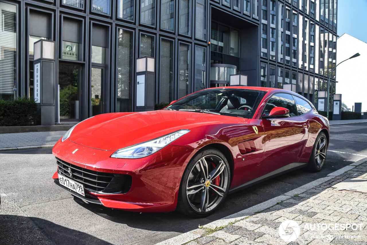 Ferrari GTC4Lusso