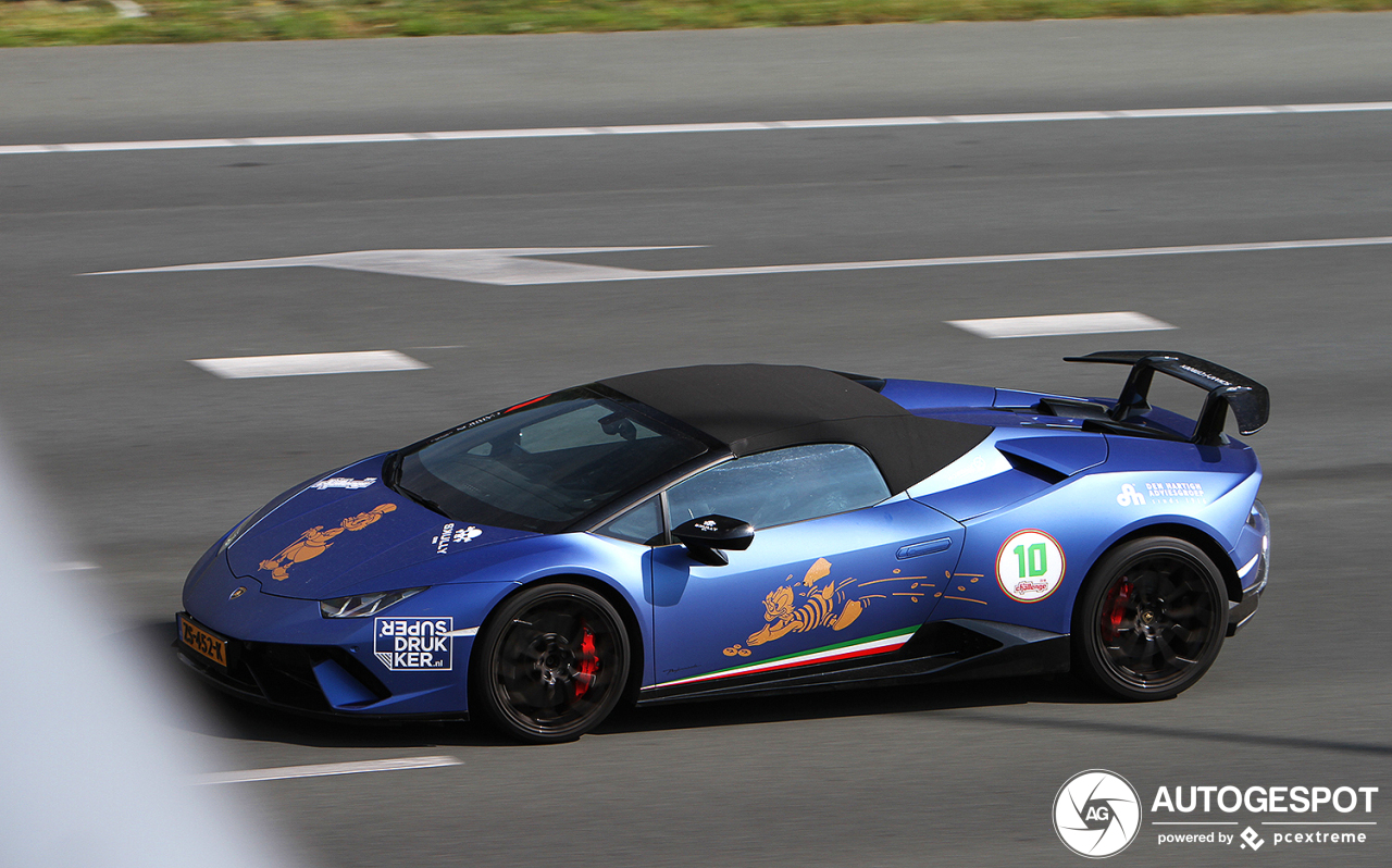 Lamborghini Huracán LP640-4 Performante Spyder