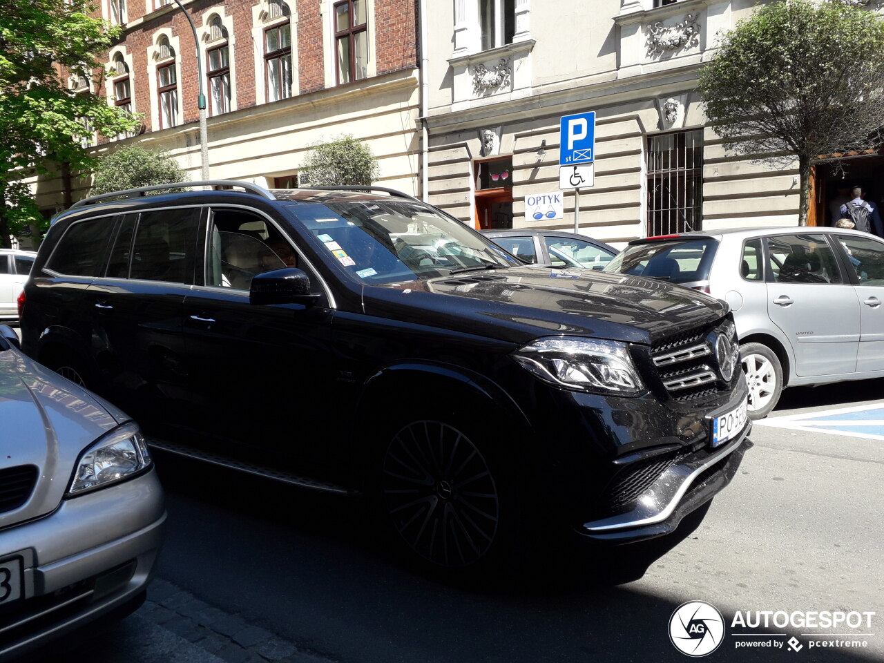 Mercedes-AMG GLS 63 X166