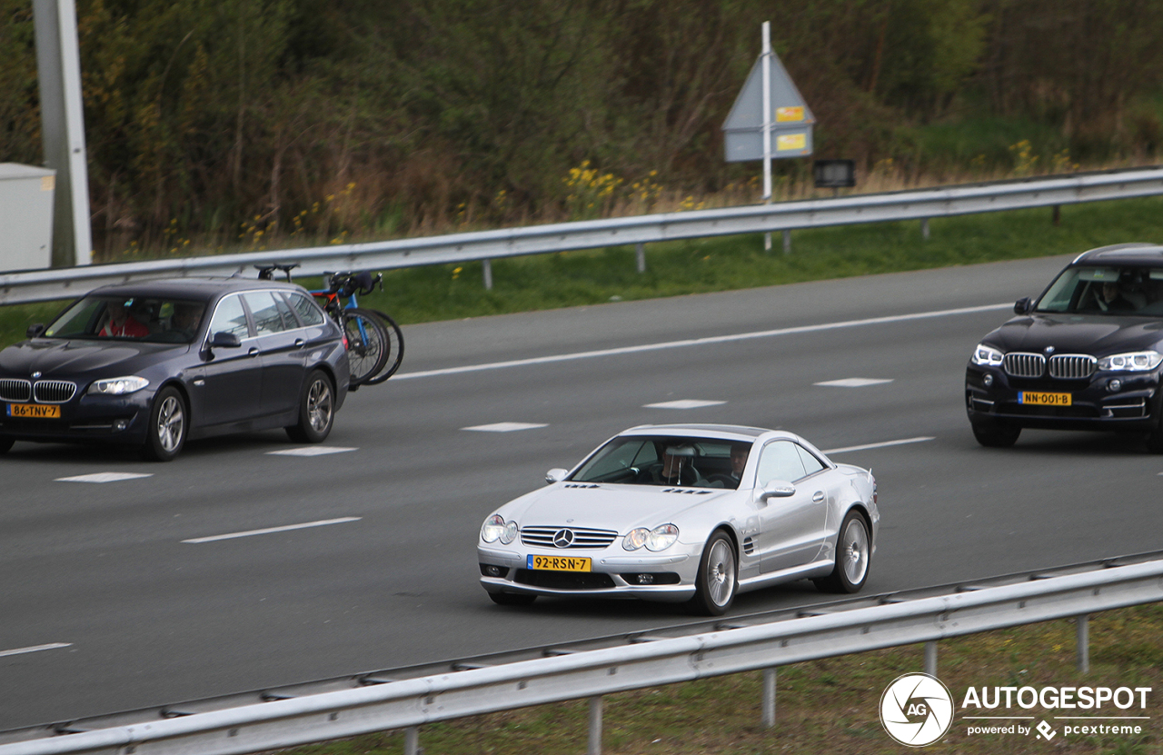 Mercedes-Benz SL 55 AMG R230