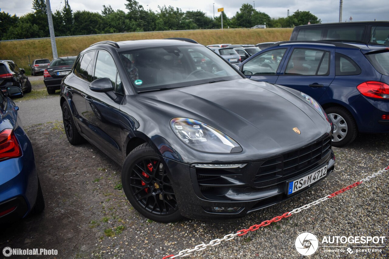 Porsche 95B Macan GTS