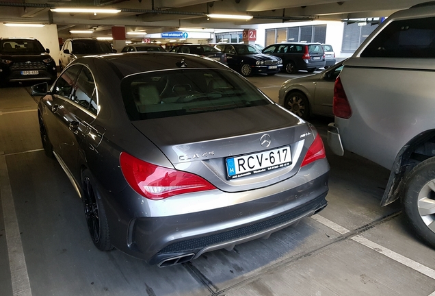 Mercedes-Benz CLA 45 AMG C117