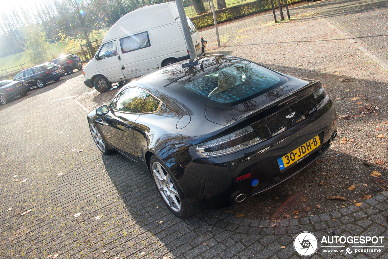 Aston Martin V8 Vantage