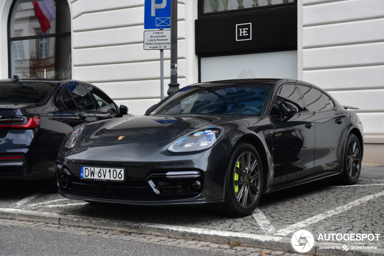 Porsche 971 Panamera Turbo S E-Hybrid