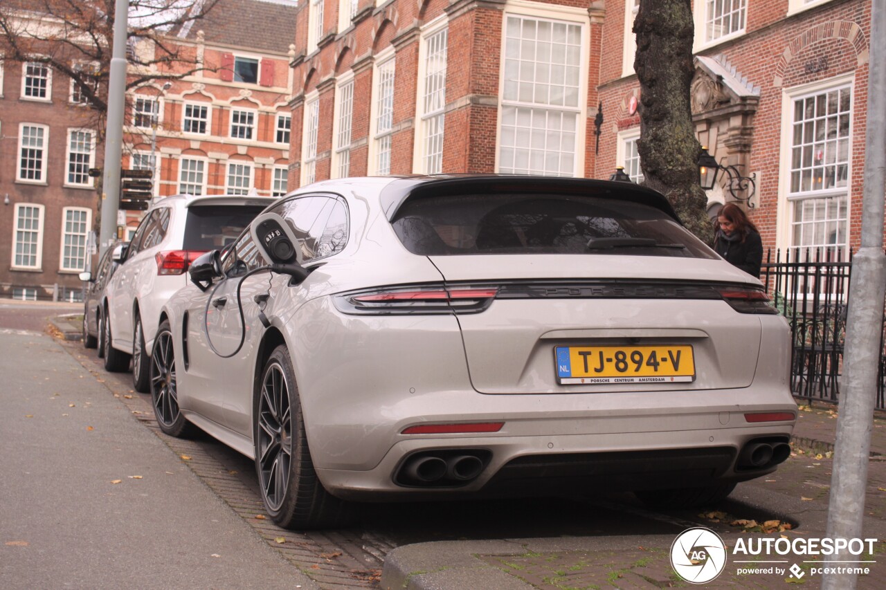 Porsche 971 Panamera Turbo S E-Hybrid Sport Turismo