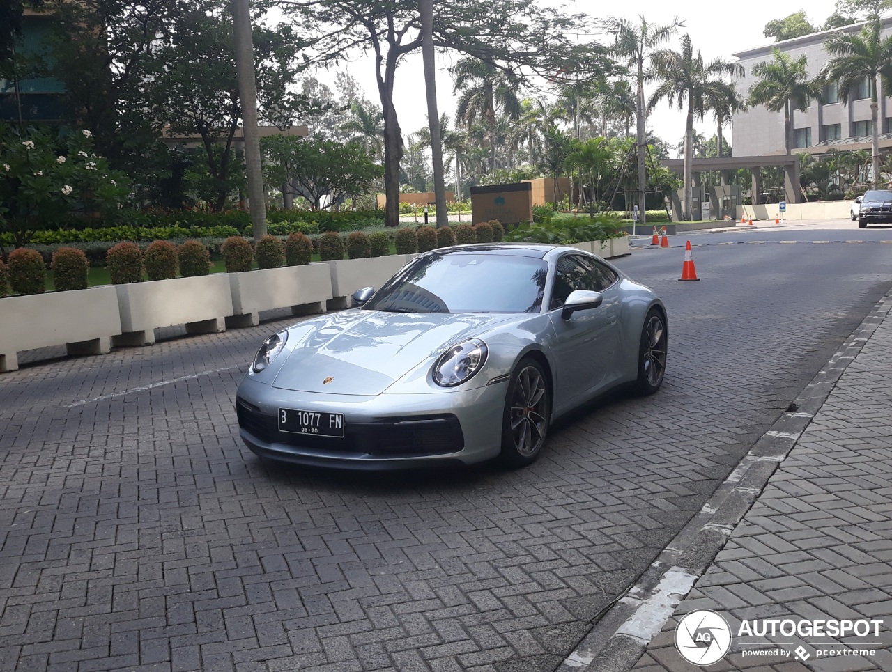 Porsche 992 Carrera S