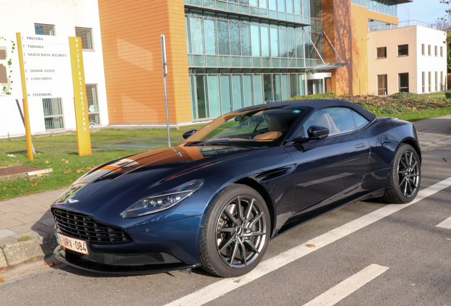 Aston Martin DB11 V8 Volante