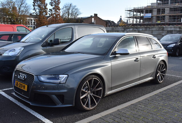 Audi RS4 Avant B8