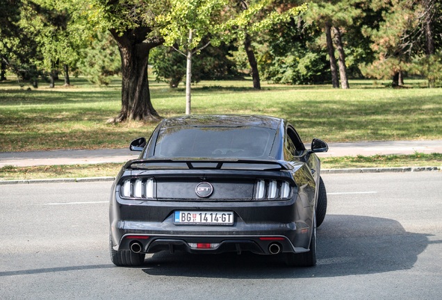 Ford Mustang GT 2015