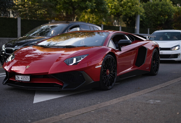 Lamborghini Aventador LP750-4 SuperVeloce