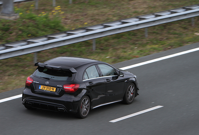 Mercedes-AMG A 45 W176 2015