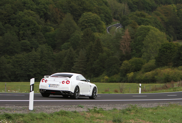 Nissan GT-R 2014