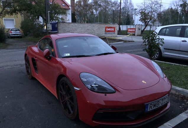 Porsche 718 Cayman GTS