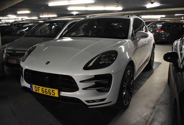 Porsche 95B Macan Turbo