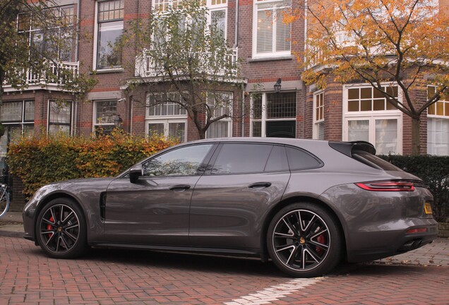 Porsche 971 Panamera Turbo Sport Turismo