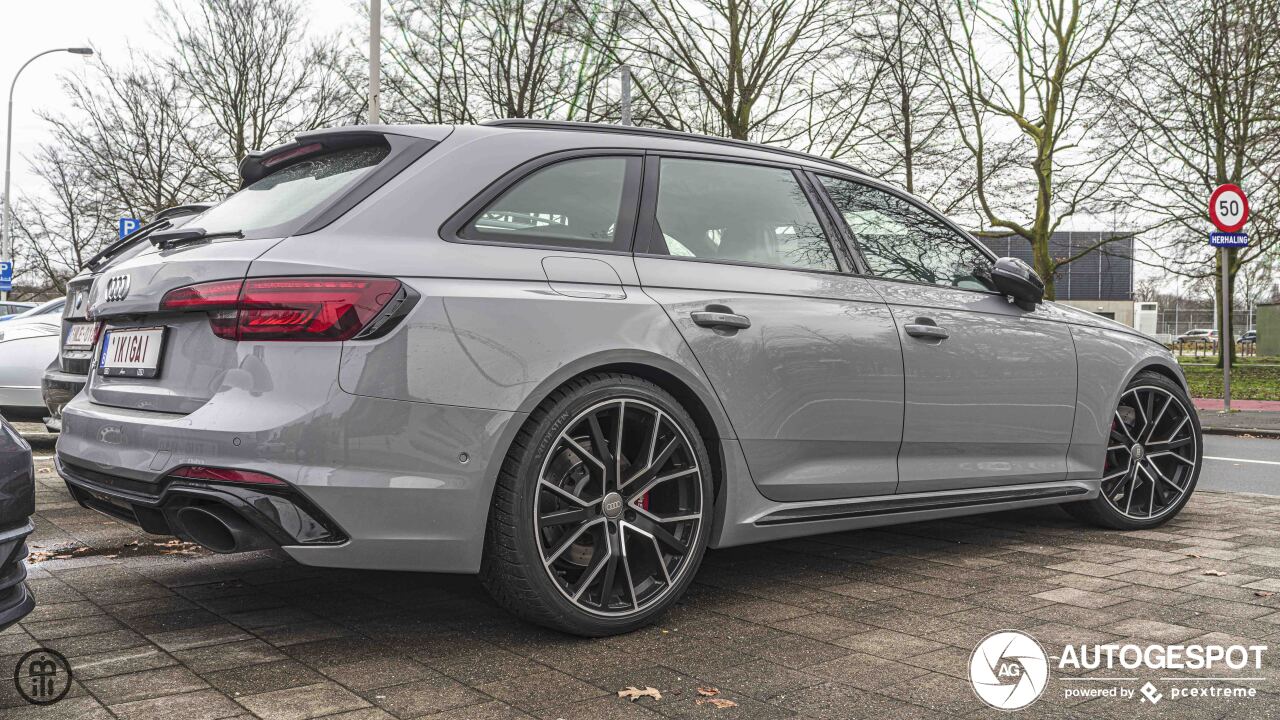 Audi RS4 Avant B9