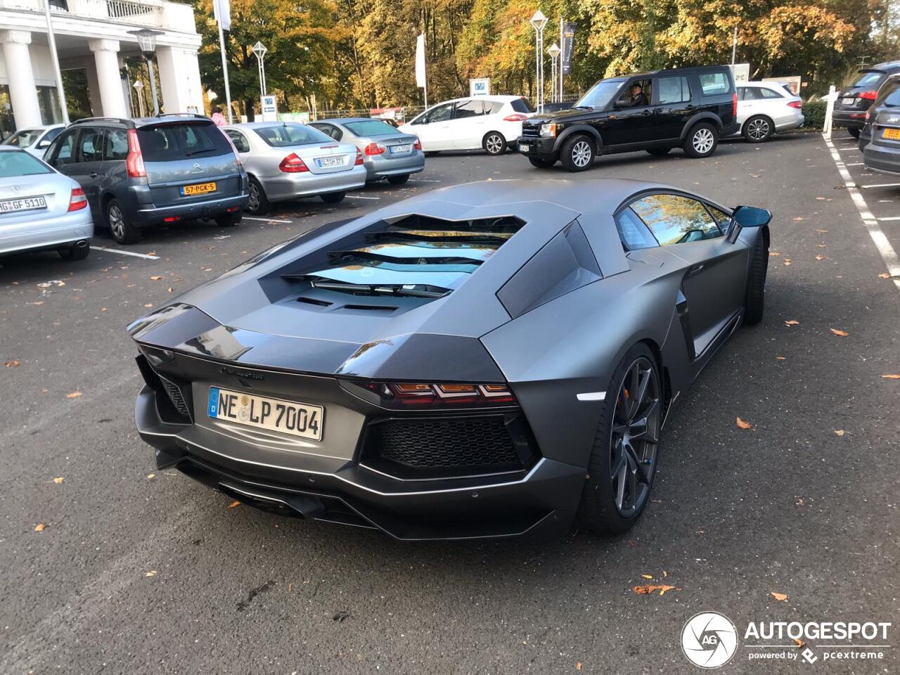 Lamborghini Aventador LP700-4